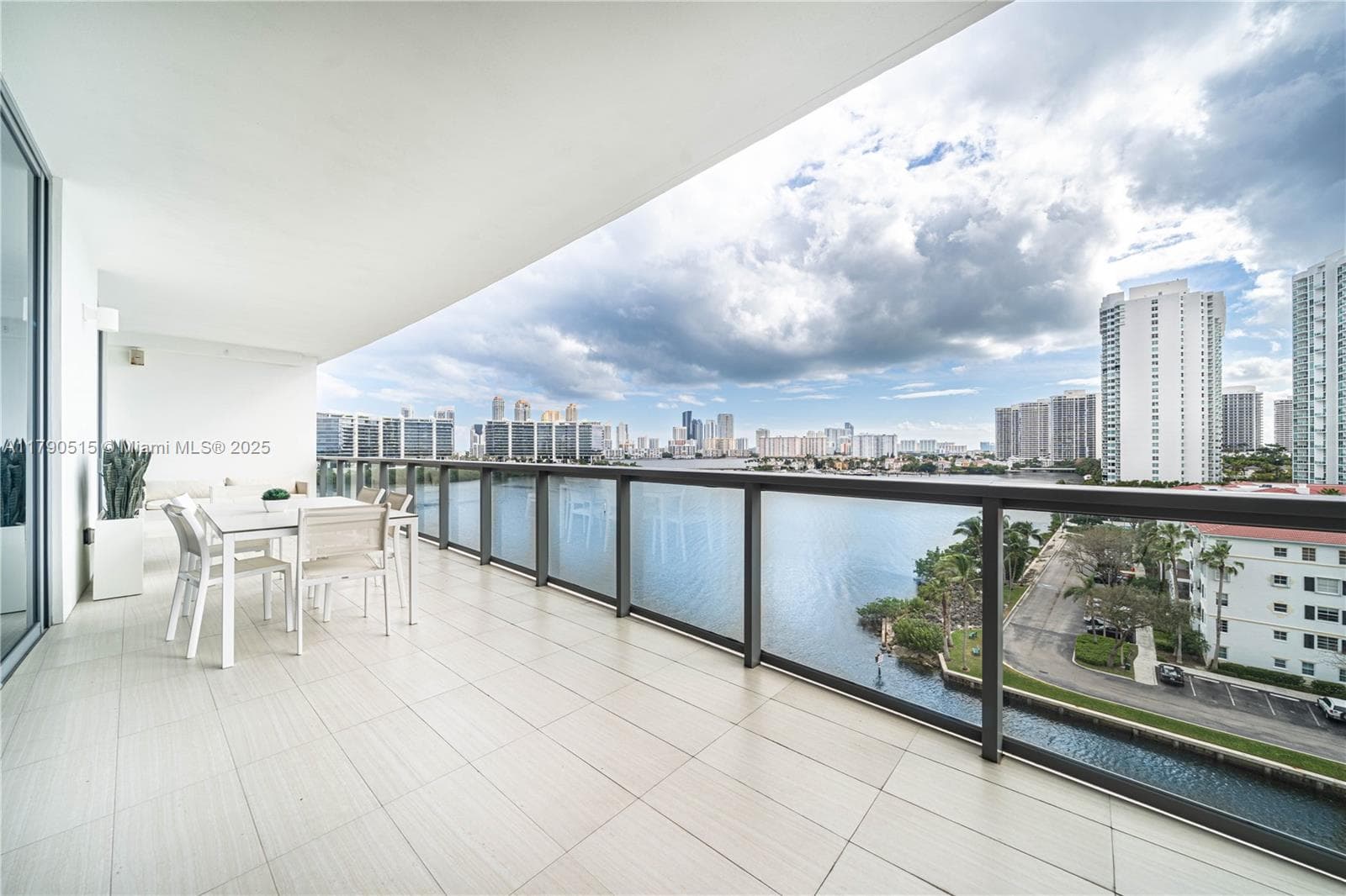 3300 NE 188th St # 710, Aventura FL 33180 — 2