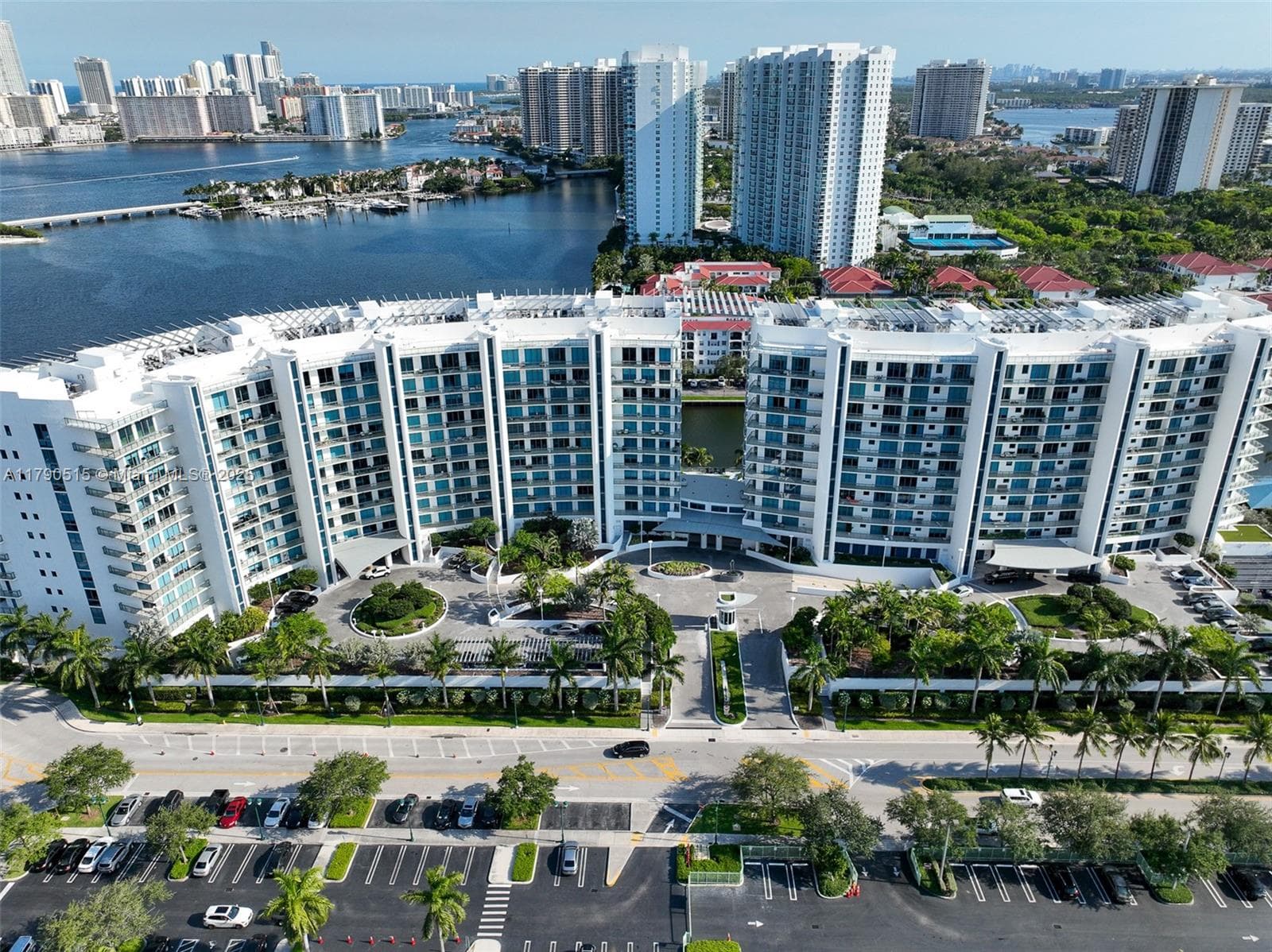 3300 NE 188th St # 710, Aventura FL 33180 — 22