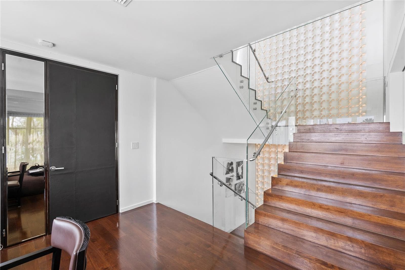 6001 Laguna Path, Miami Beach FL 33141 — 27