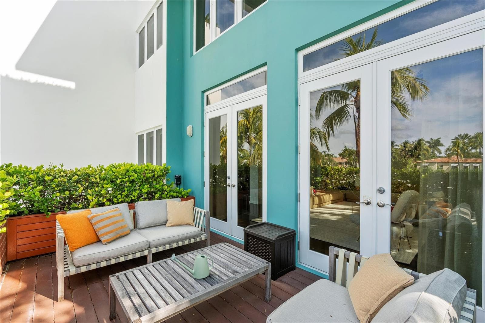 6001 Laguna Path, Miami Beach FL 33141 — 12