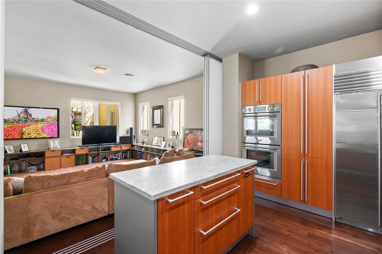 6001 Laguna Path, Miami Beach FL 33141 — 22