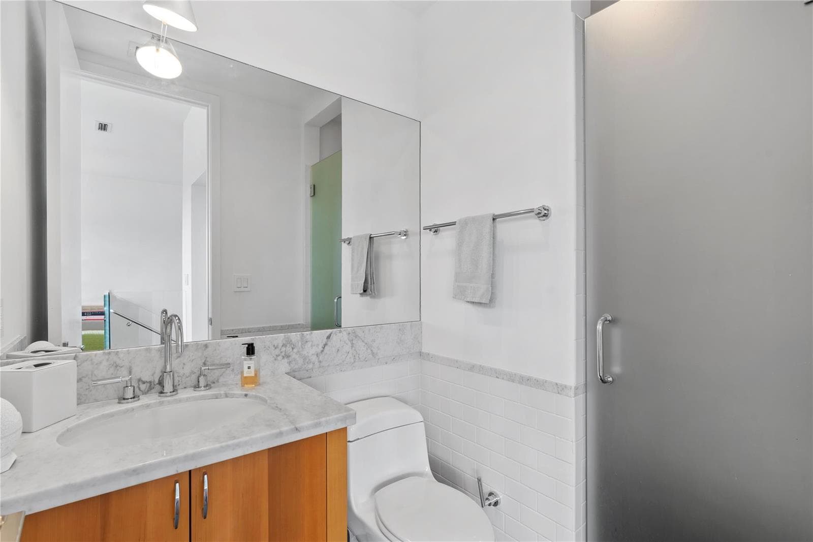 6001 Laguna Path, Miami Beach FL 33141 — 61