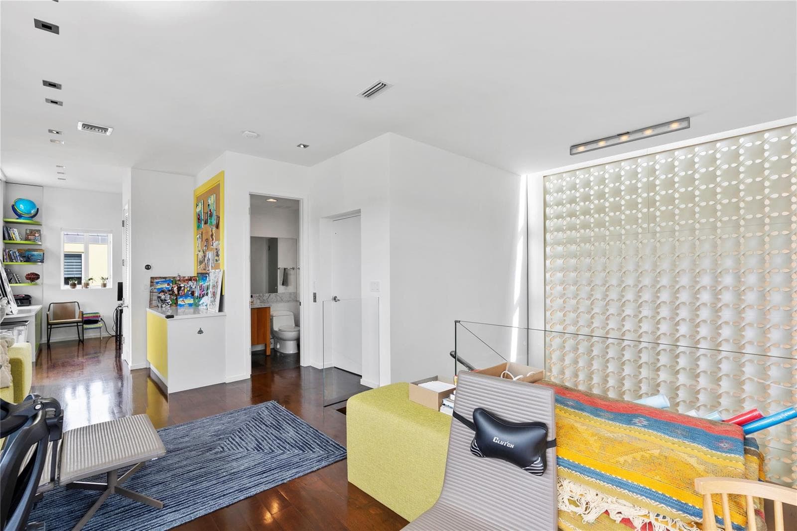 6001 Laguna Path, Miami Beach FL 33141 — 59