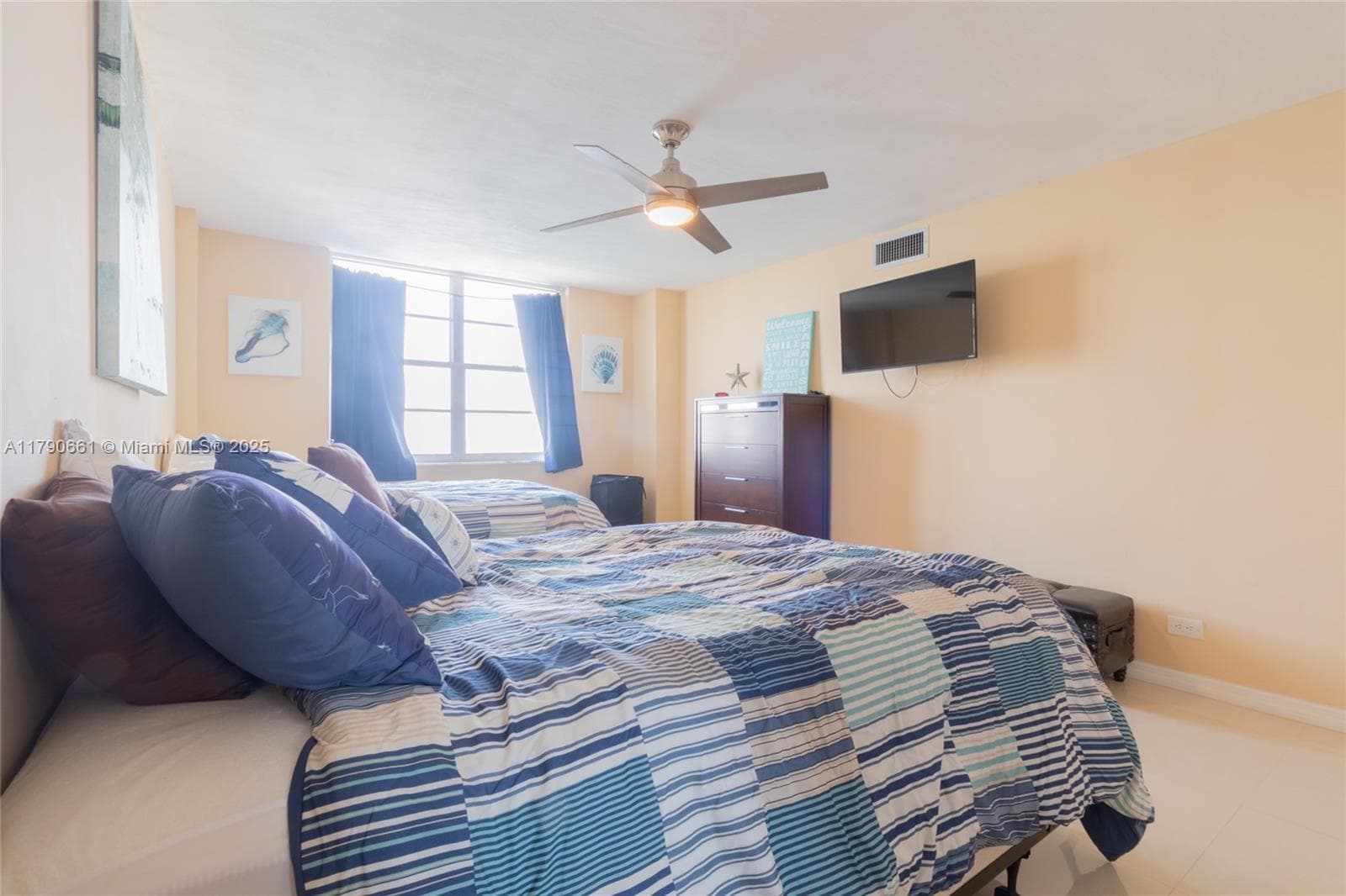 251 174th St # 2219, Sunny Isles Beach FL 33160 — 27