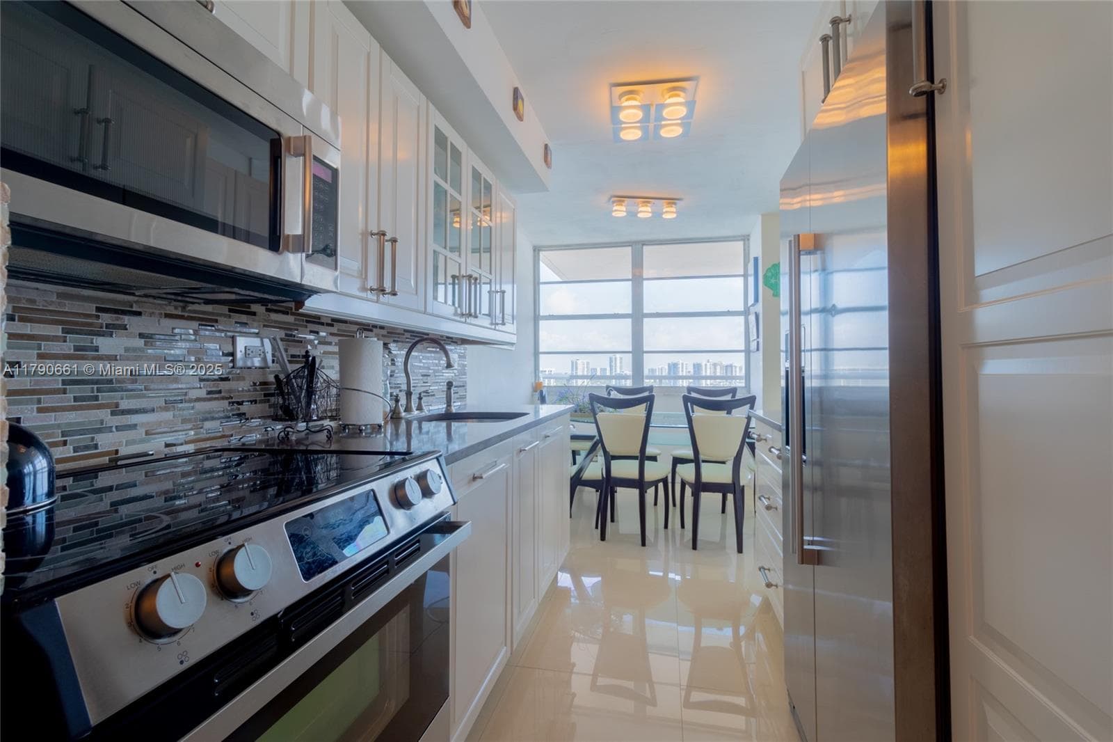 251 174th St # 2219, Sunny Isles Beach FL 33160 — 22