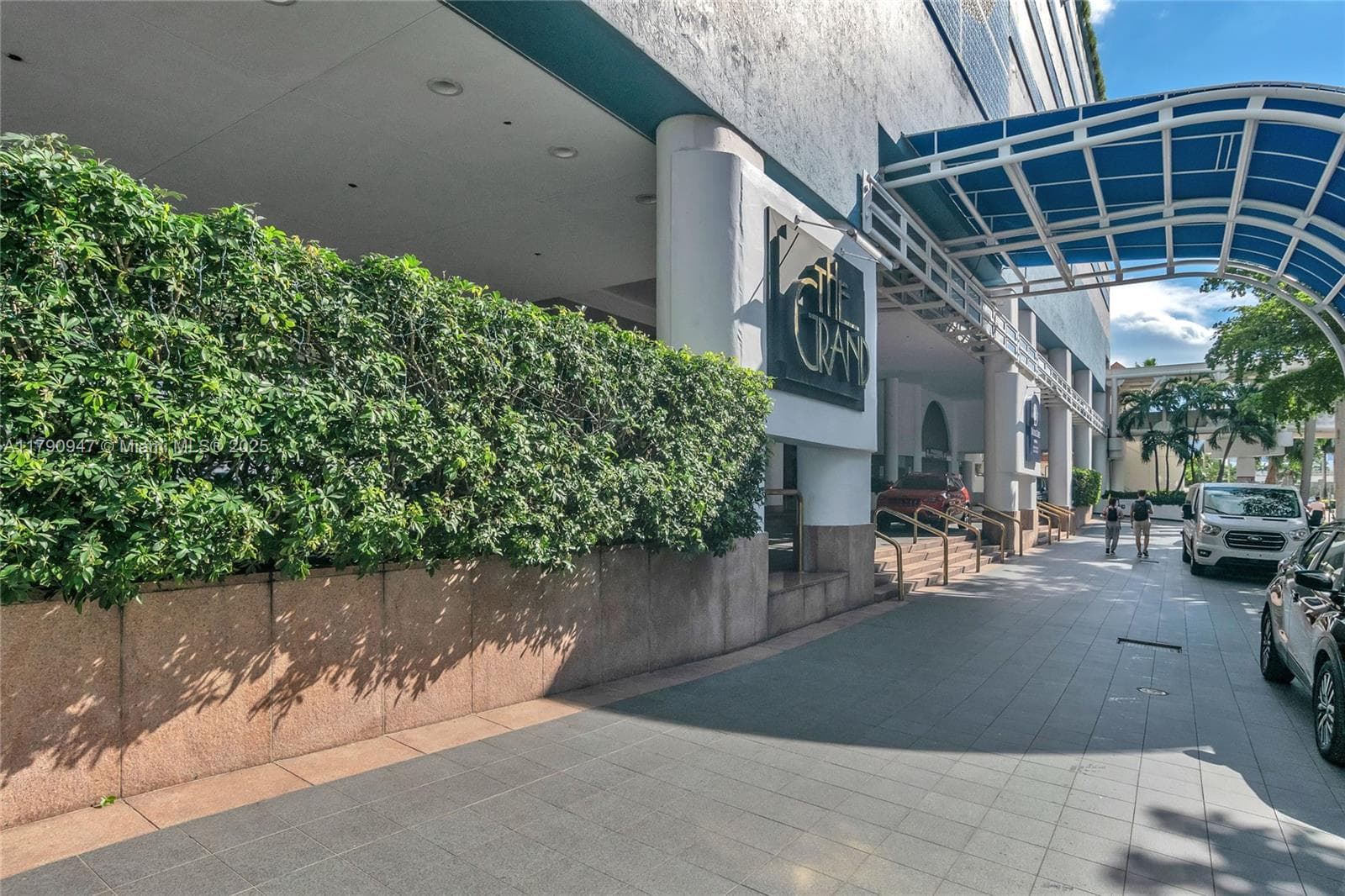 1717 N Bayshore Dr # 3144, Miami FL 33132 — 3