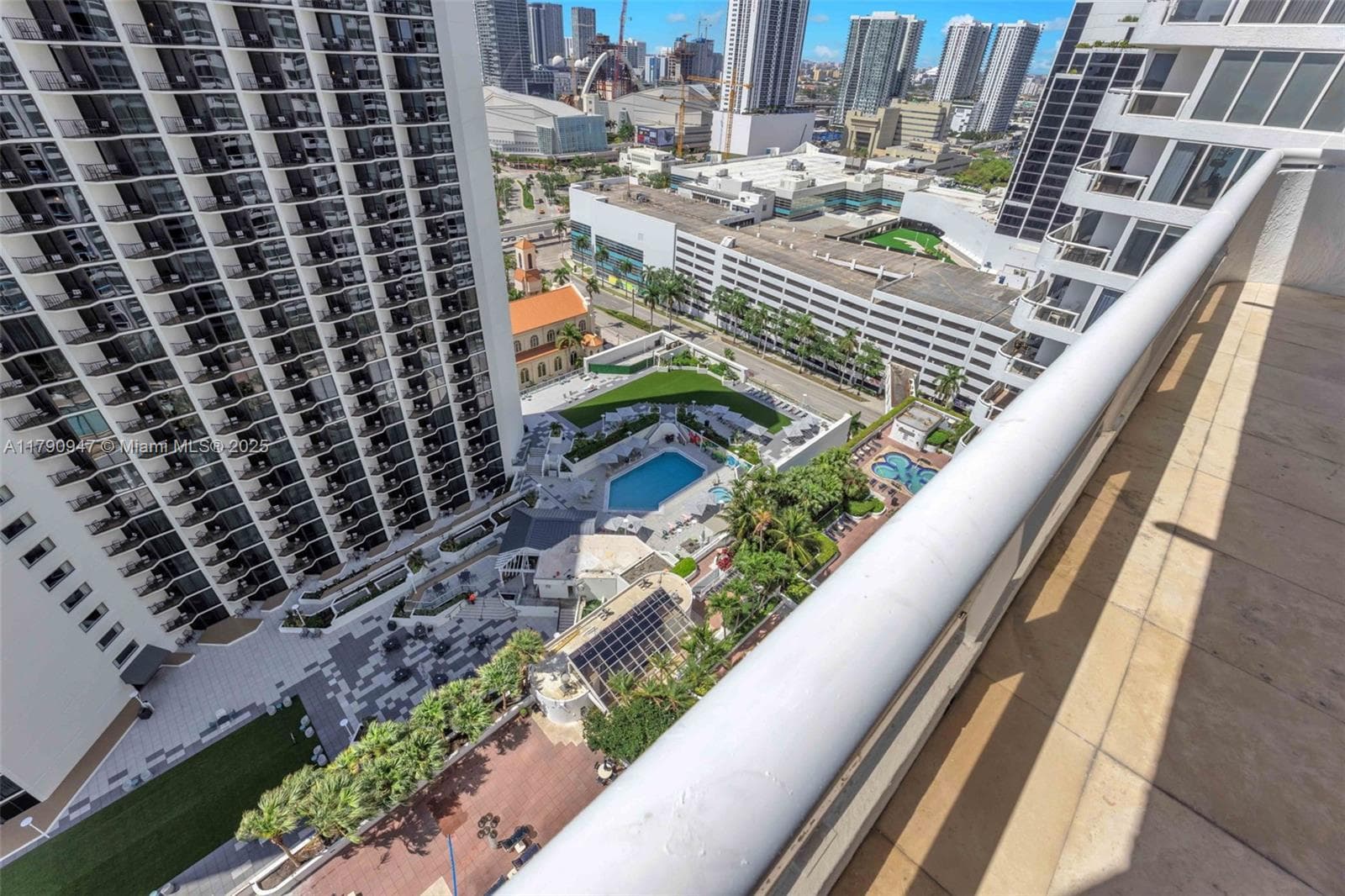 1717 N Bayshore Dr # 3144, Miami FL 33132 — 10