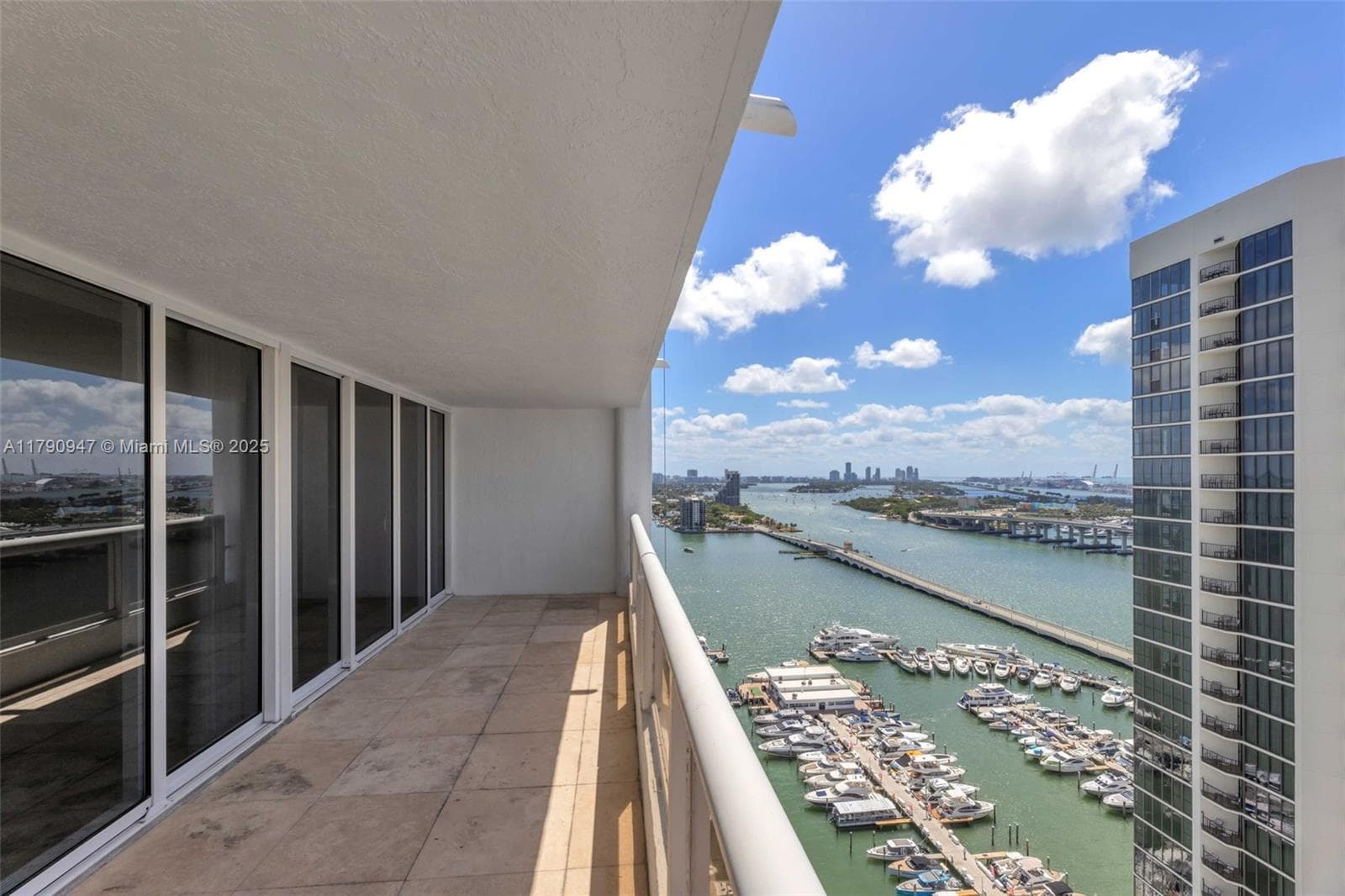 1717 N Bayshore Dr # 3144, Miami FL 33132 — 11