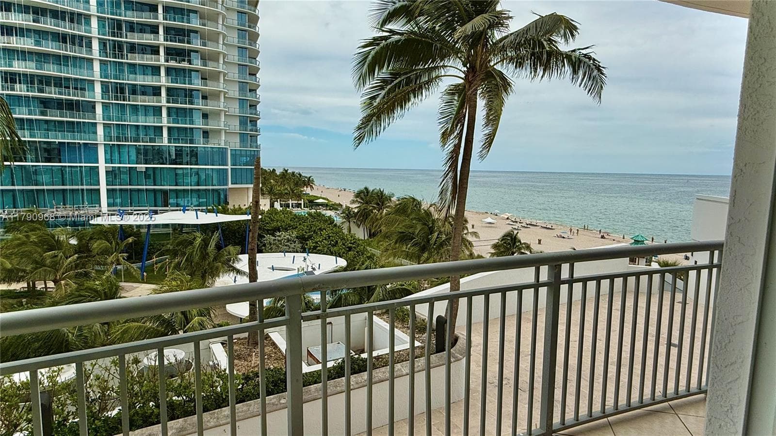 17375 Collins Ave # 608, Sunny Isles Beach FL 33160 — 17