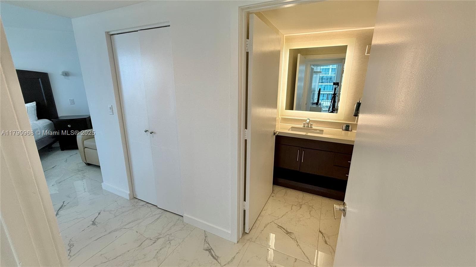 17375 Collins Ave # 608, Sunny Isles Beach FL 33160 — 28