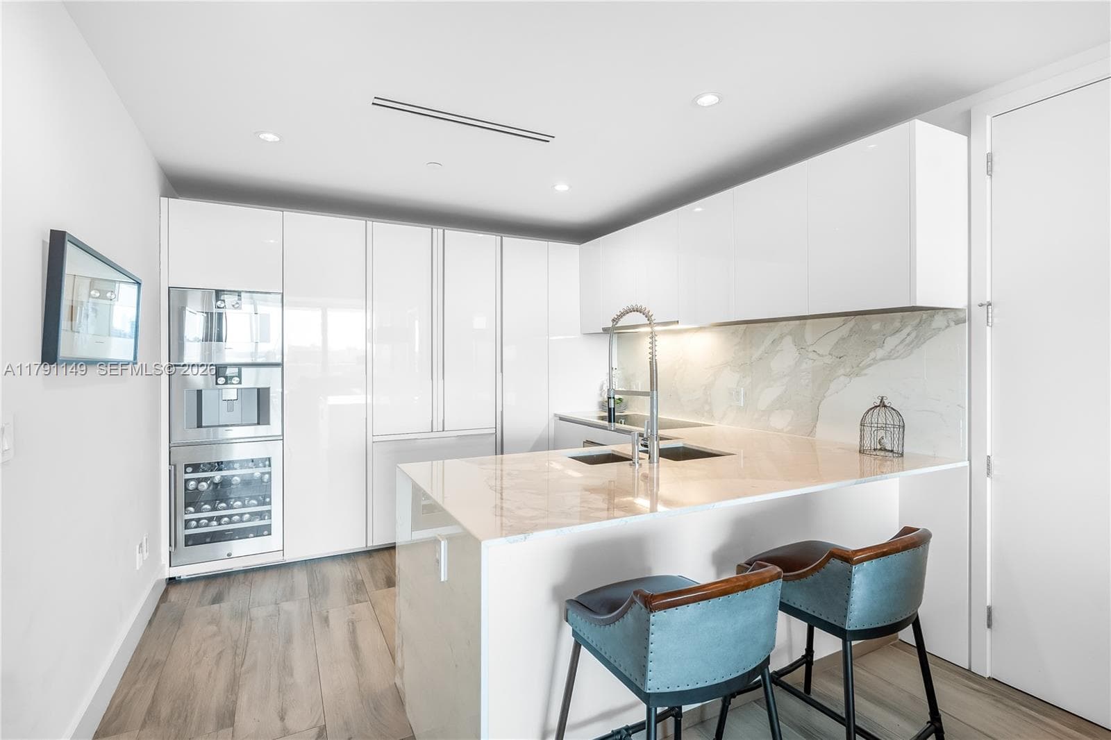 10201 Collins Ave # 605, Bal Harbour FL 33154 — 13
