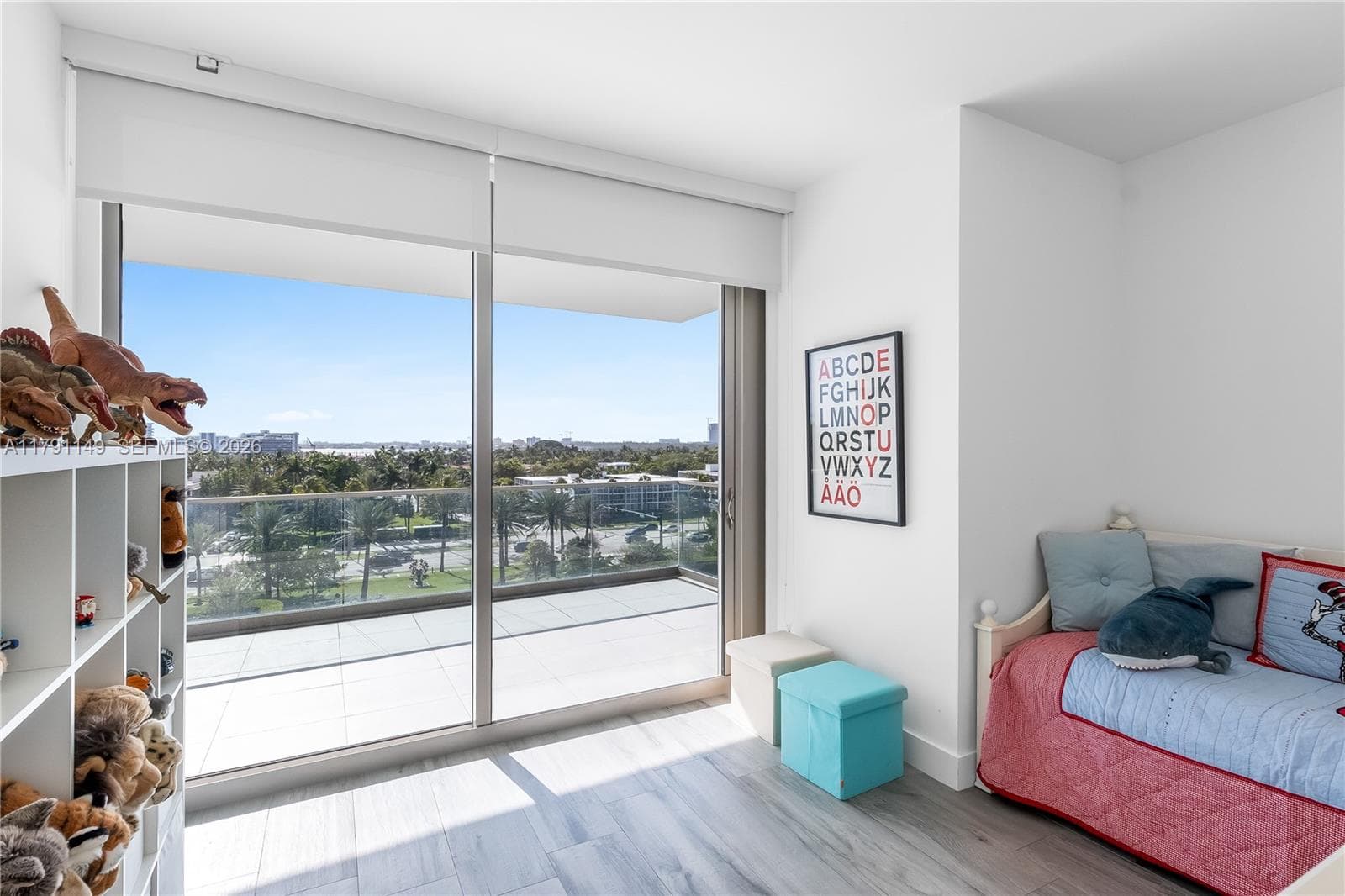 10201 Collins Ave # 605, Bal Harbour FL 33154 — 22