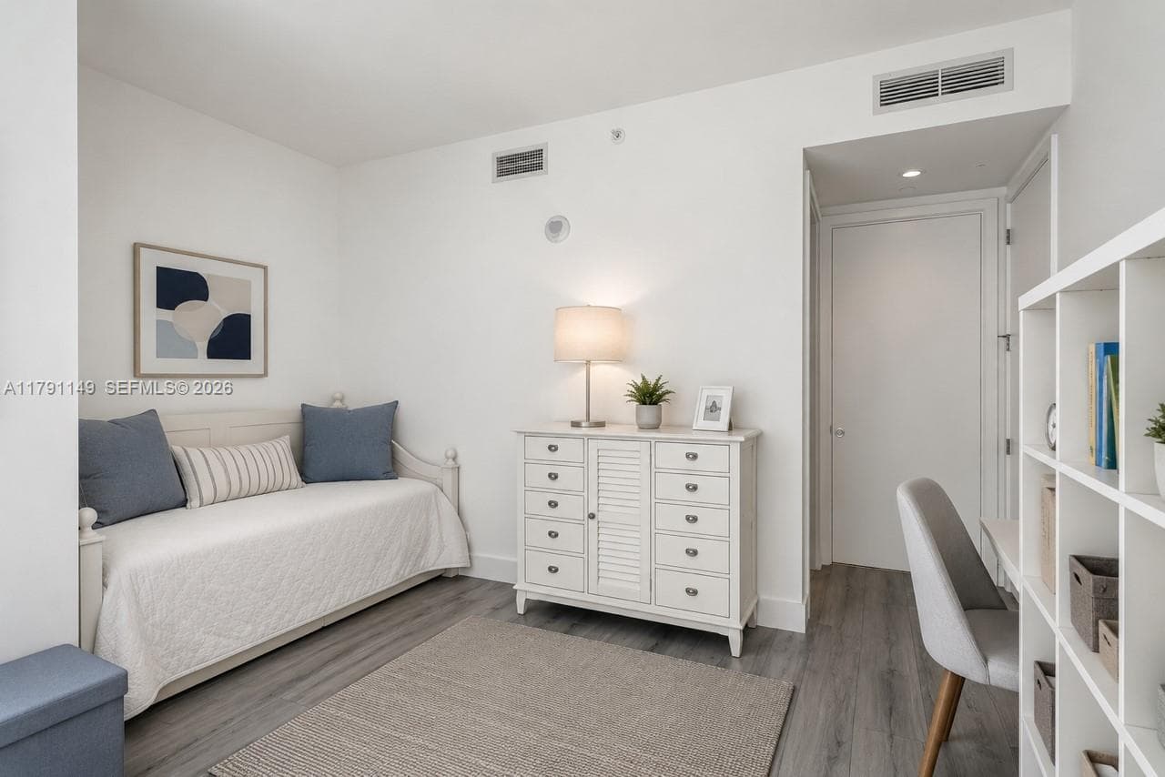 10201 Collins Ave # 605, Bal Harbour FL 33154 — 21