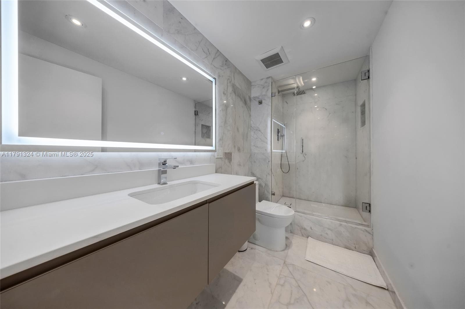 9801 Collins Ave # 17R, Bal Harbour FL 33154 — 19