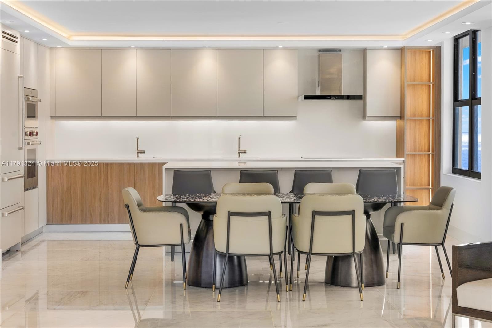9801 Collins Ave # 17R, Bal Harbour FL 33154 — 44