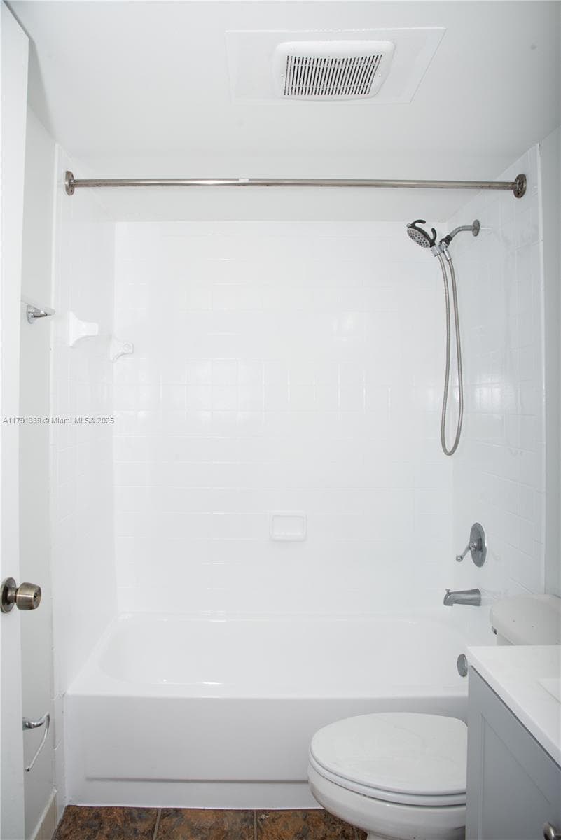 1720 NW N River Dr # 607, Miami FL 33125 — 26