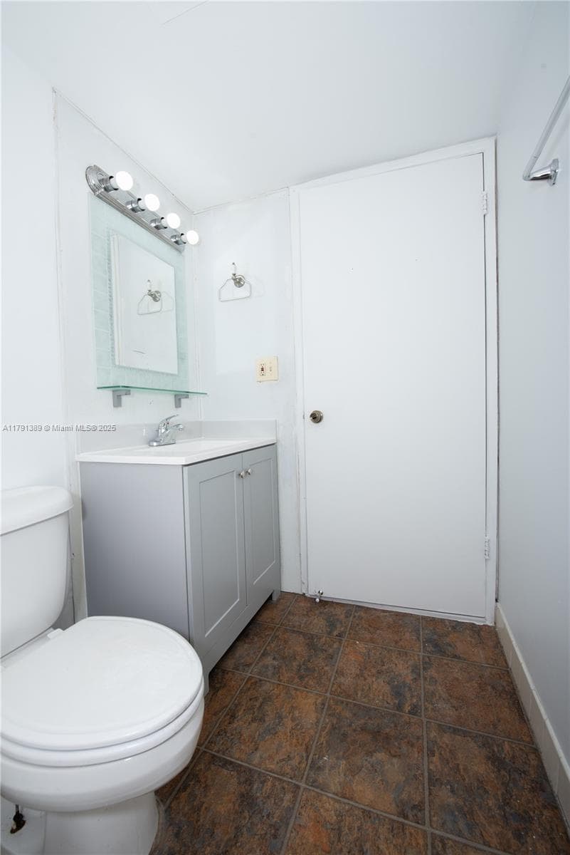 1720 NW N River Dr # 607, Miami FL 33125 — 30