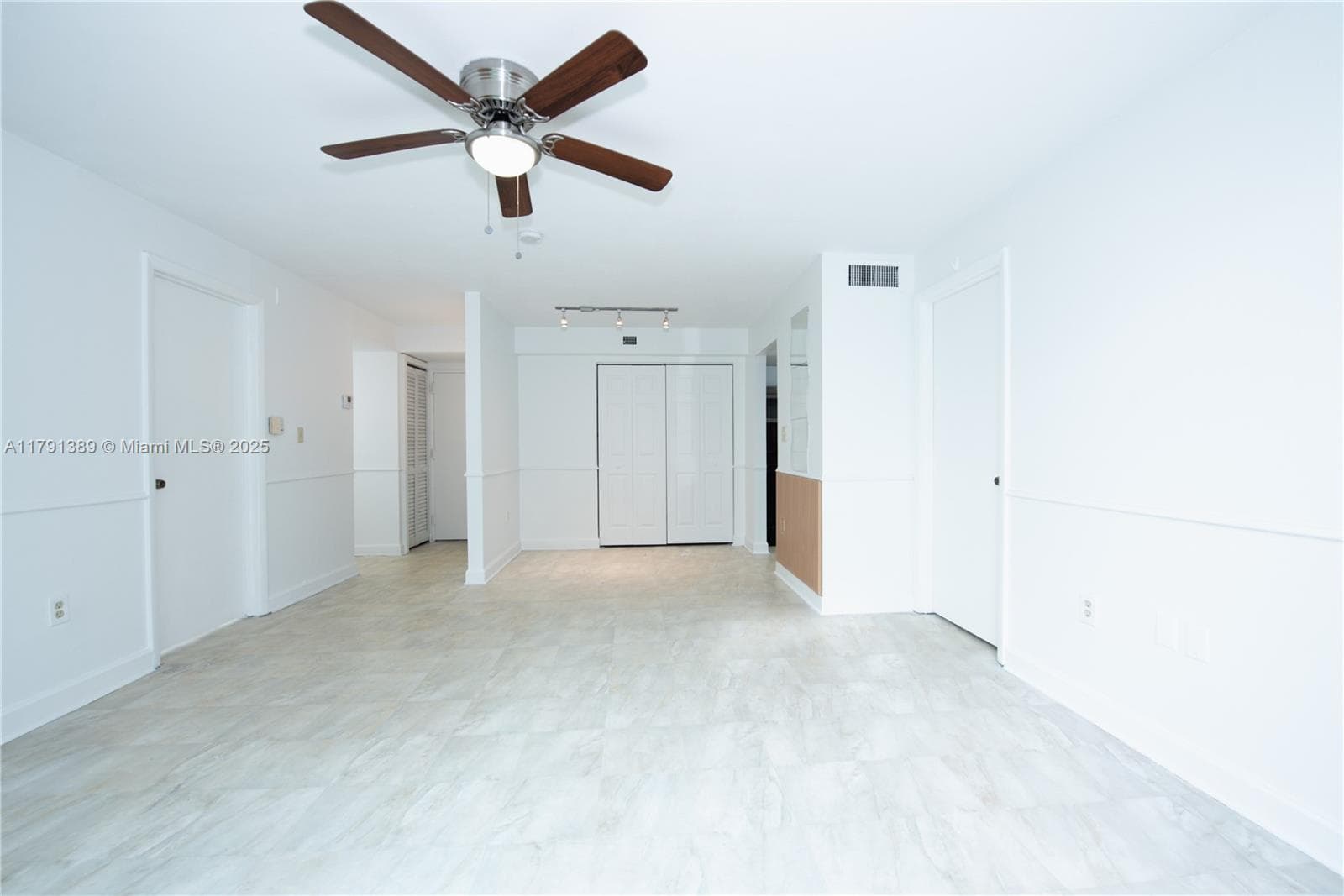 1720 NW N River Dr # 607, Miami FL 33125 — 14