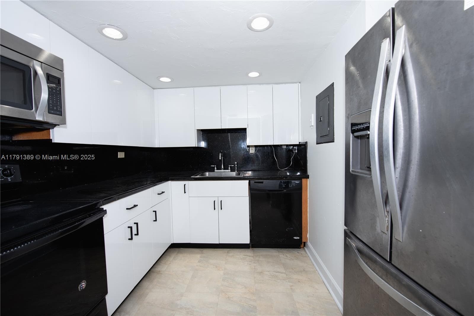 1720 NW N River Dr # 607, Miami FL 33125 — 31