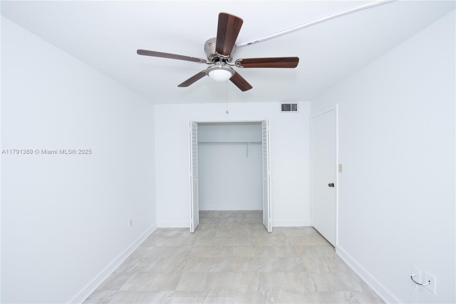 1720 NW N River Dr # 607, Miami FL 33125 — 25
