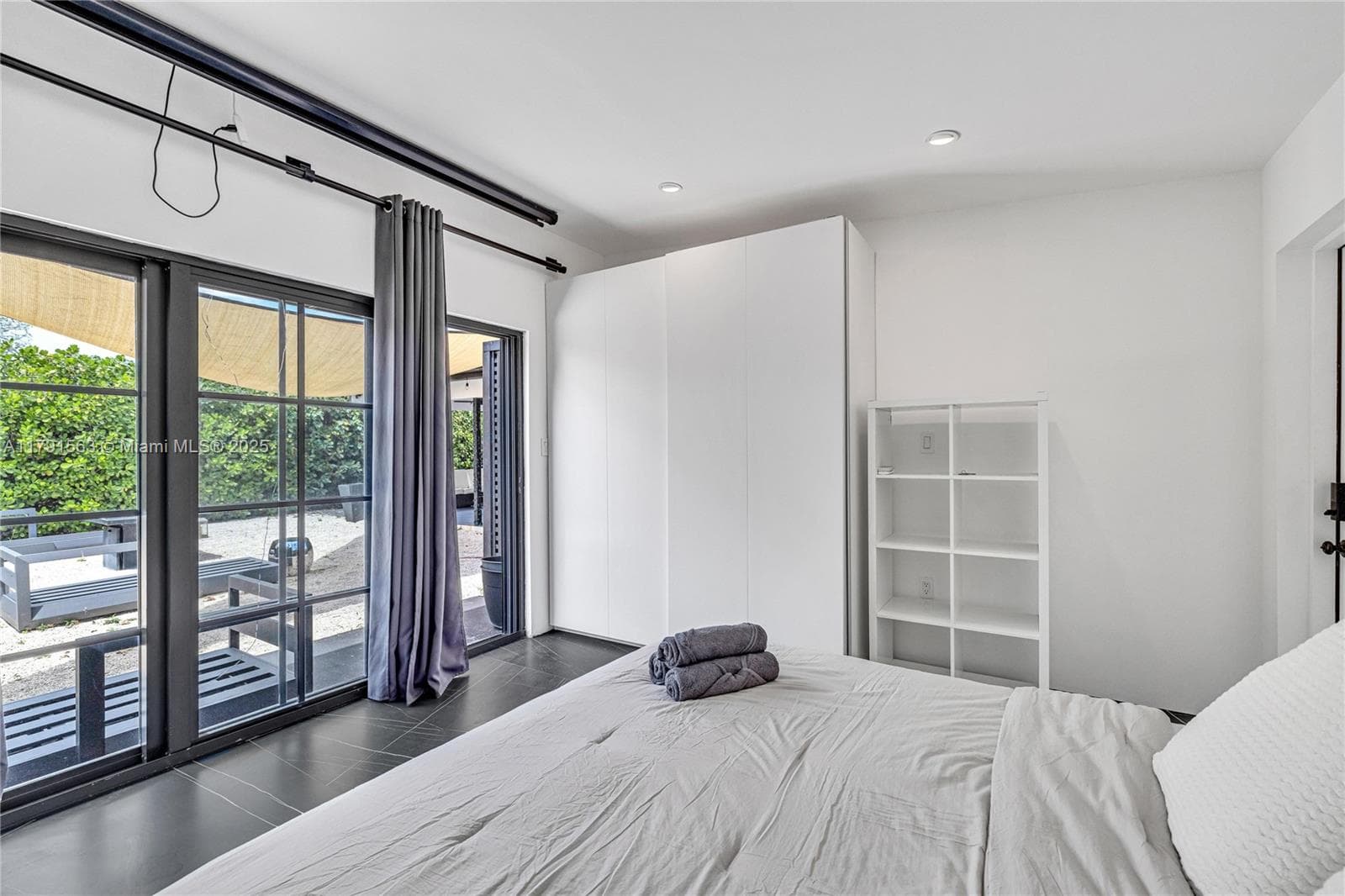 560 NW 116th Ter, Miami FL 33168 — 38