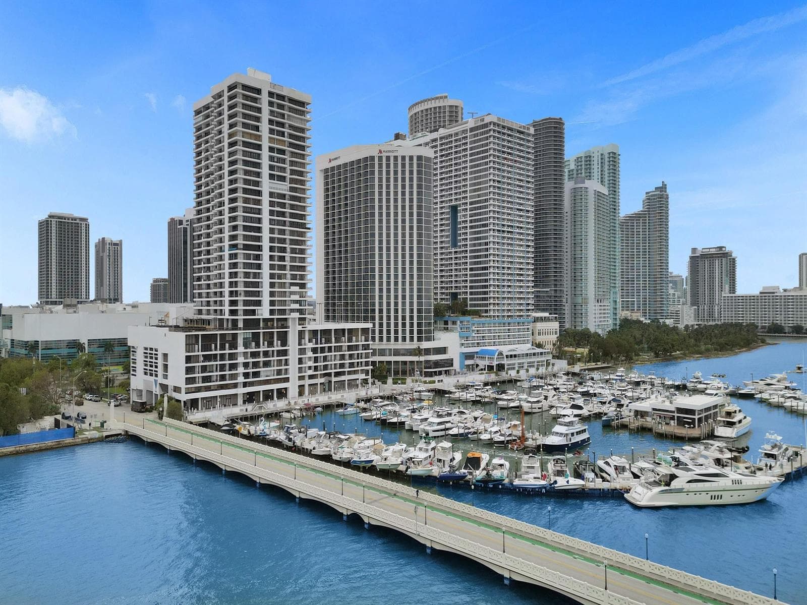 555 NE 15th Street, Miami FL 33132 — 32