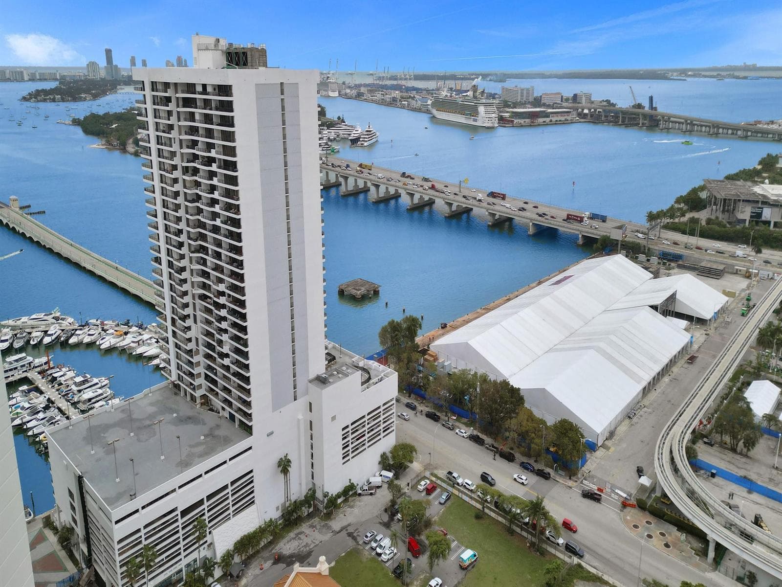 555 NE 15th Street, Miami FL 33132 — 24