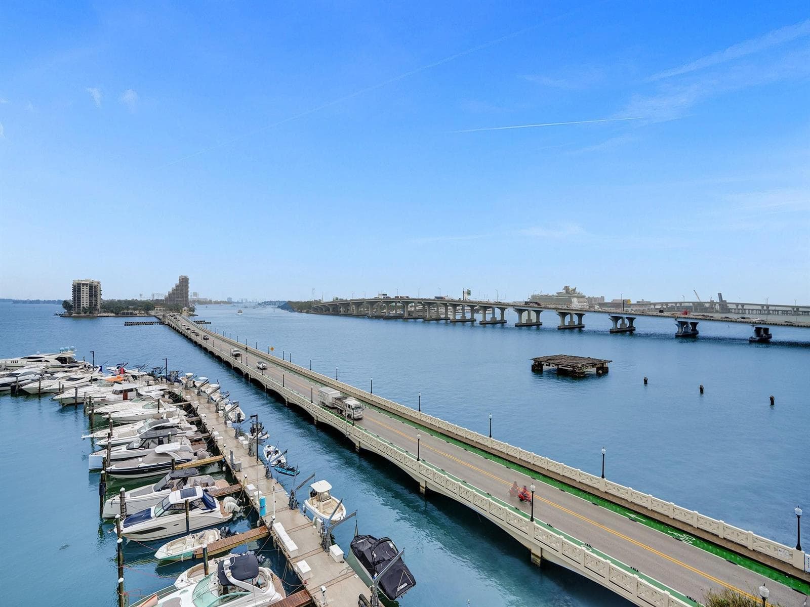 555 NE 15th Street, Miami FL 33132 — 38