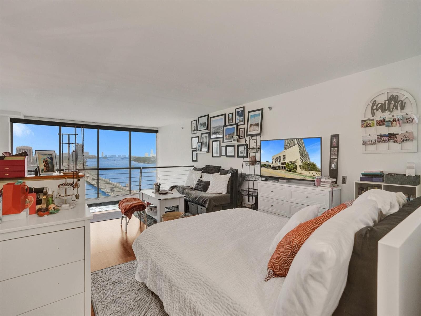 555 NE 15th Street, Miami FL 33132 — 18