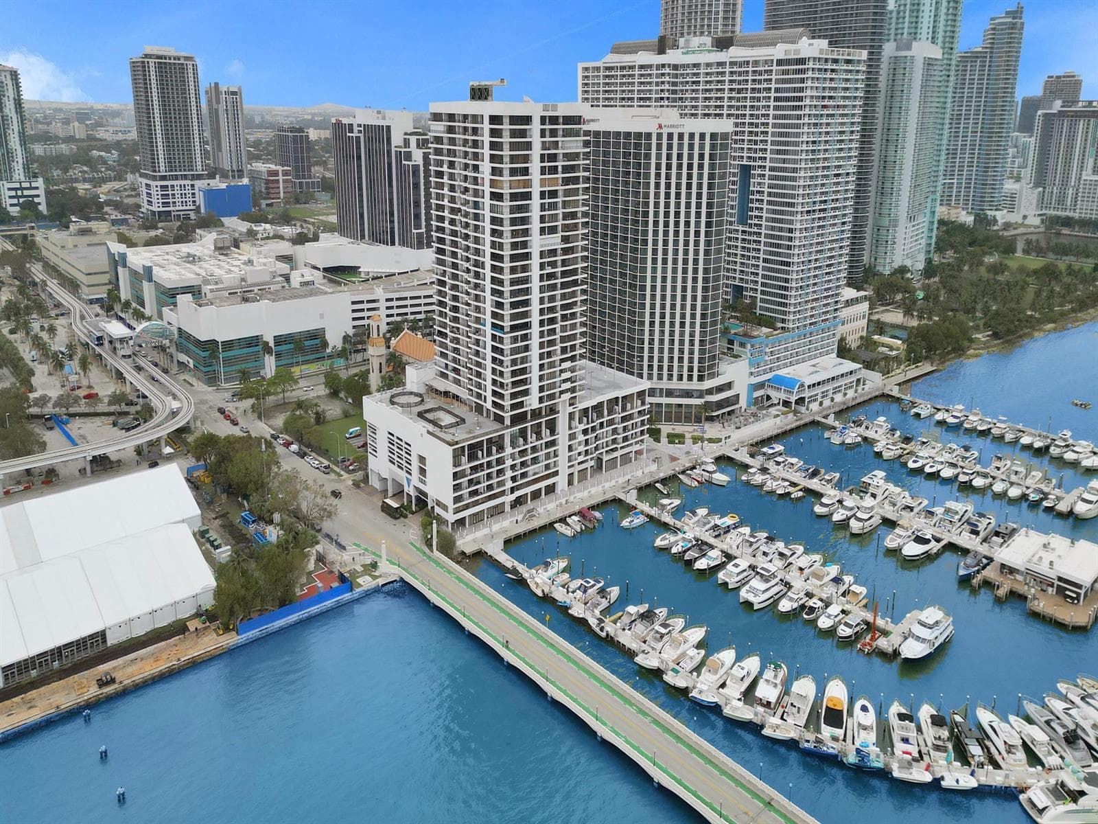 555 NE 15th Street, Miami FL 33132 — 25