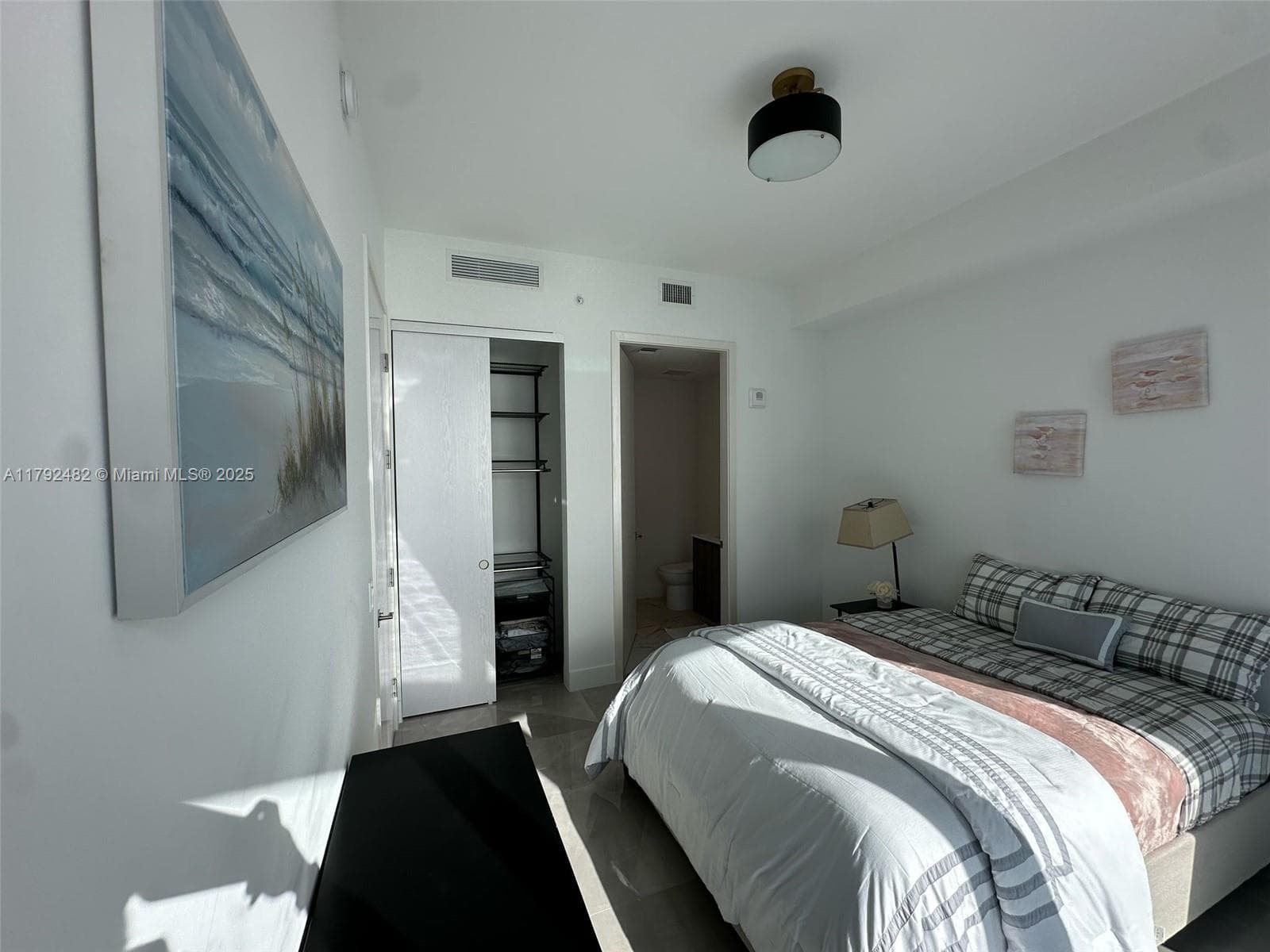 17550 Collins Ave # 902, Sunny Isles Beach FL 33160 — 17