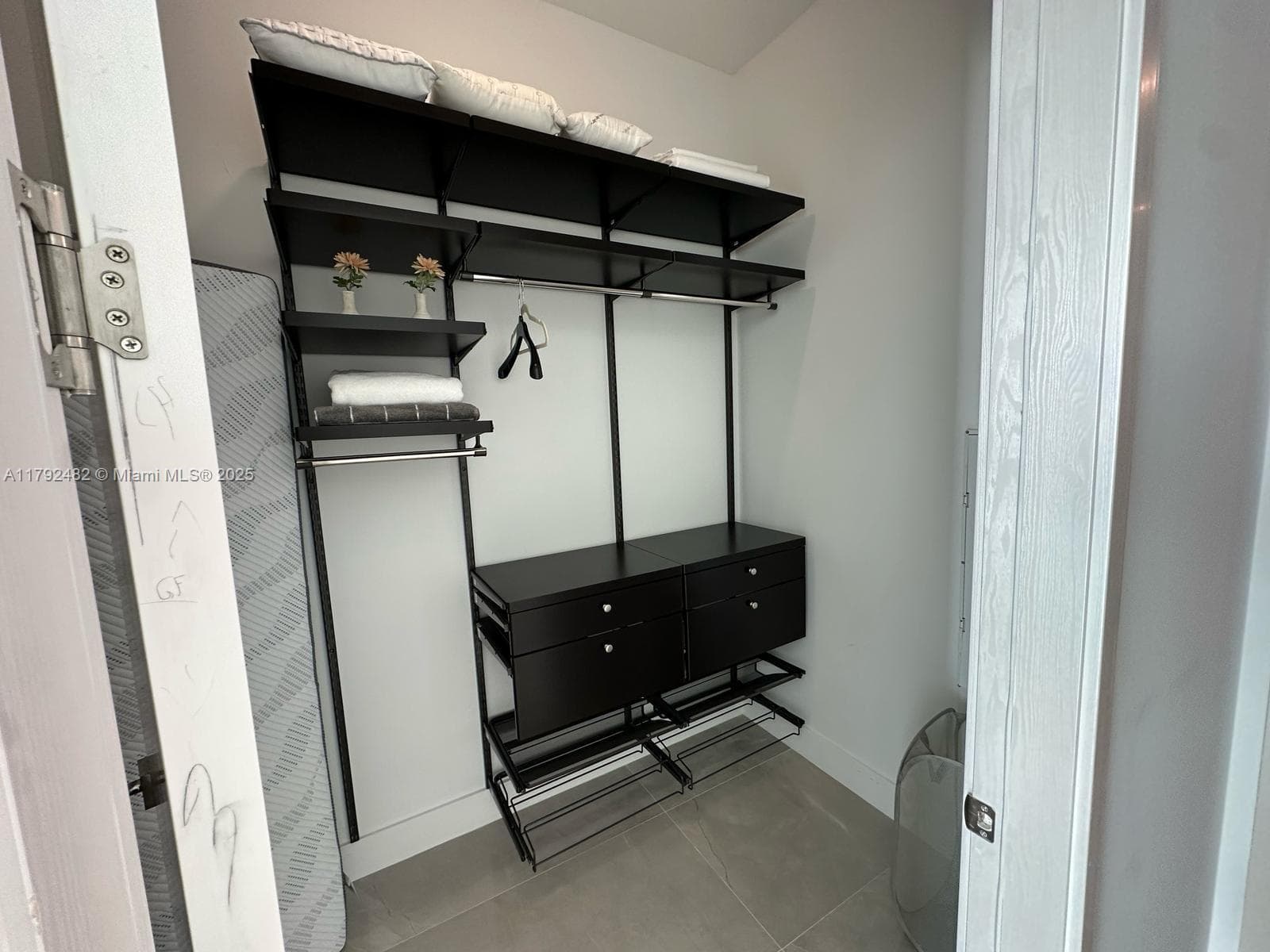 17550 Collins Ave # 902, Sunny Isles Beach FL 33160 — 16