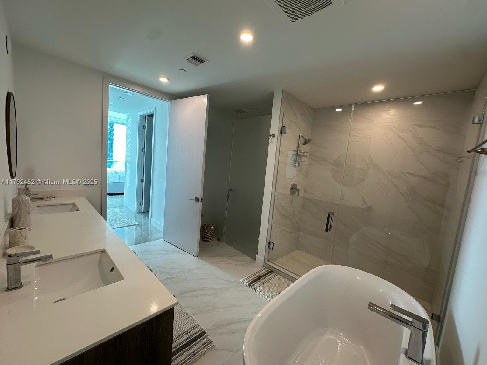 17550 Collins Ave # 902, Sunny Isles Beach FL 33160 — 14