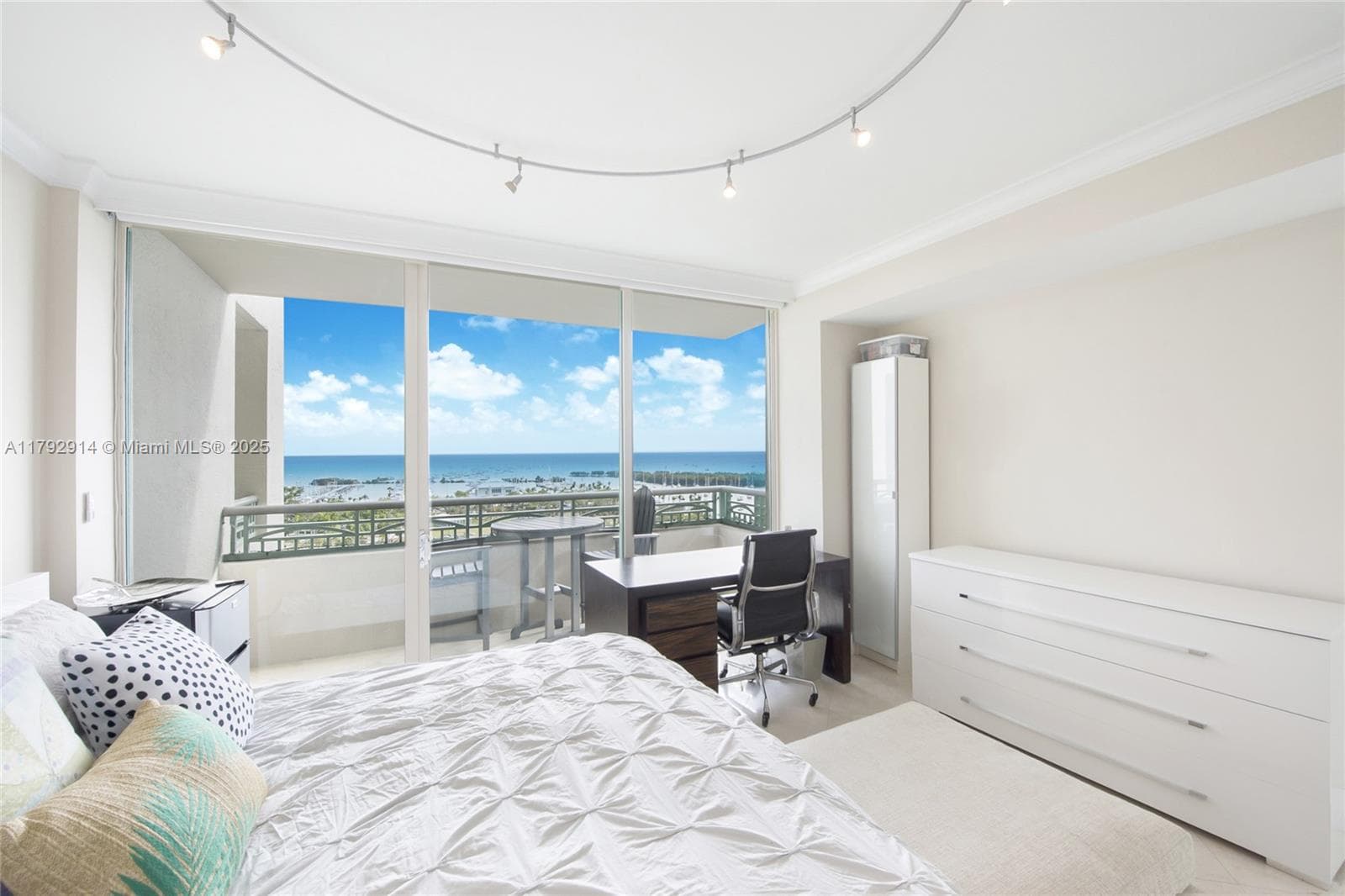 3400 SW 27th Ave # 1003, Coconut Grove FL 33133 — 3