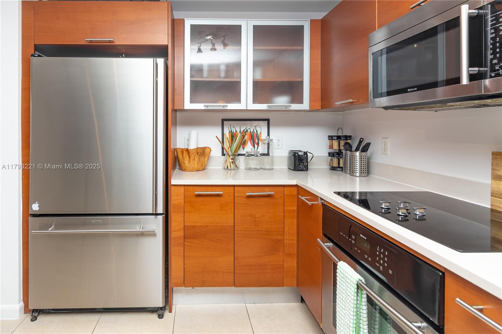 3250 NE 1st Ave # 608, Miami FL 33137 — 9