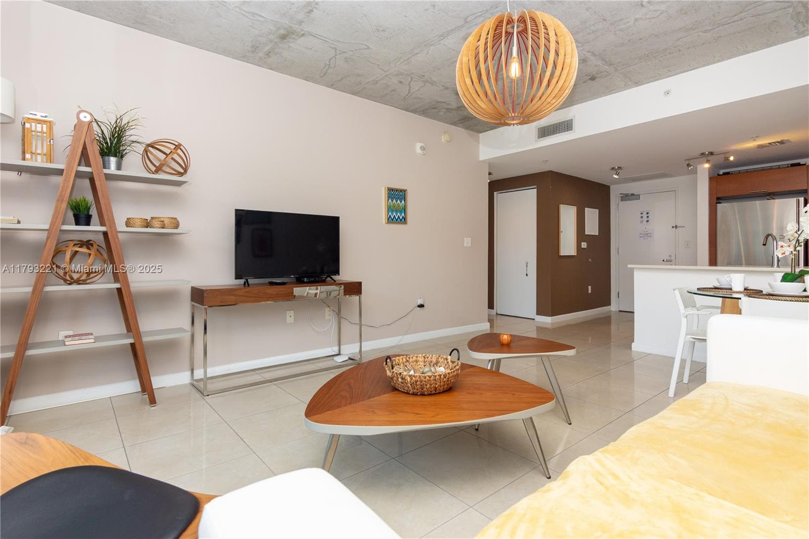 3250 NE 1st Ave # 608, Miami FL 33137 — 15