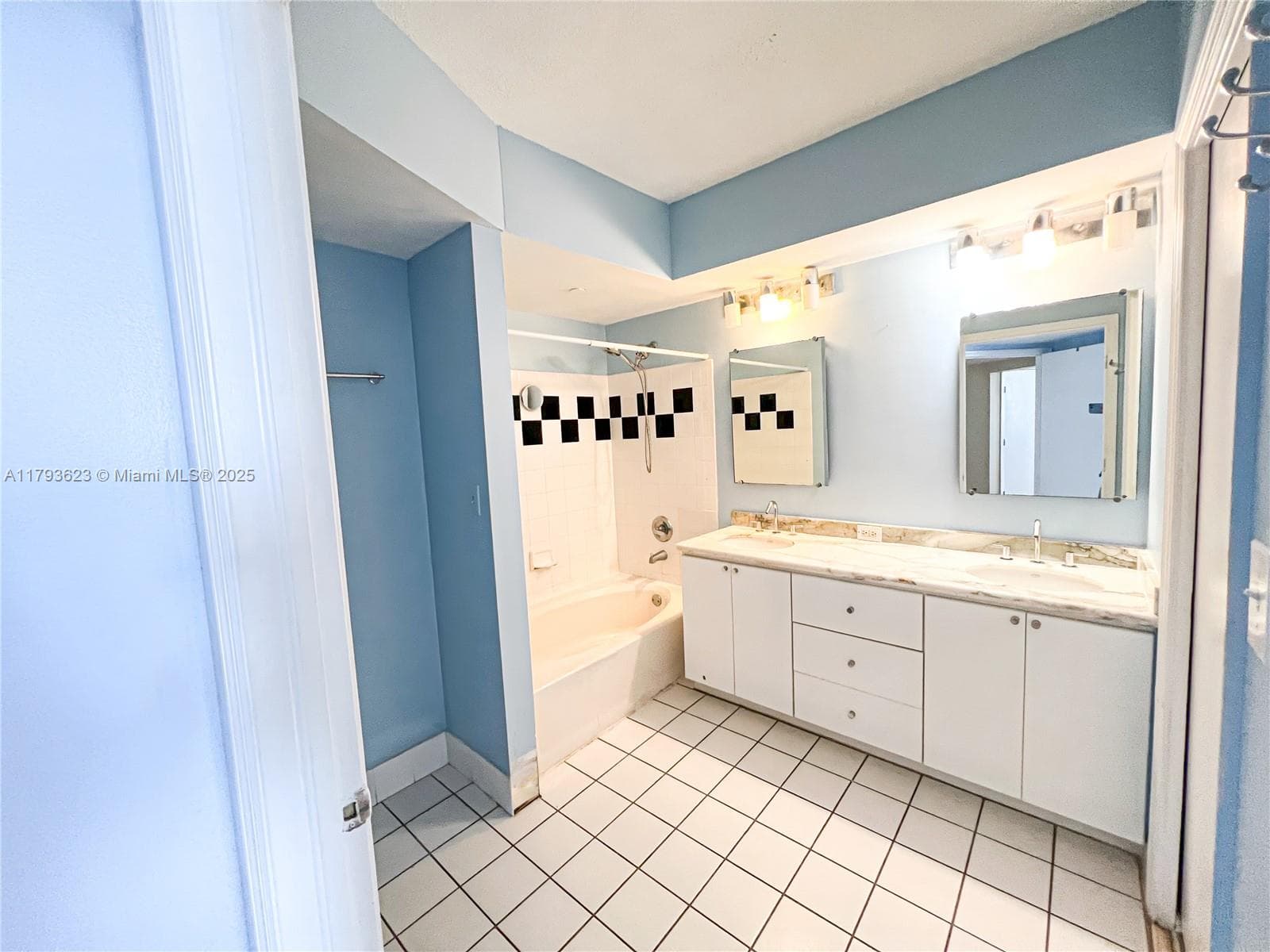 1330 West Ave # 1013, Miami Beach FL 33139 — 15