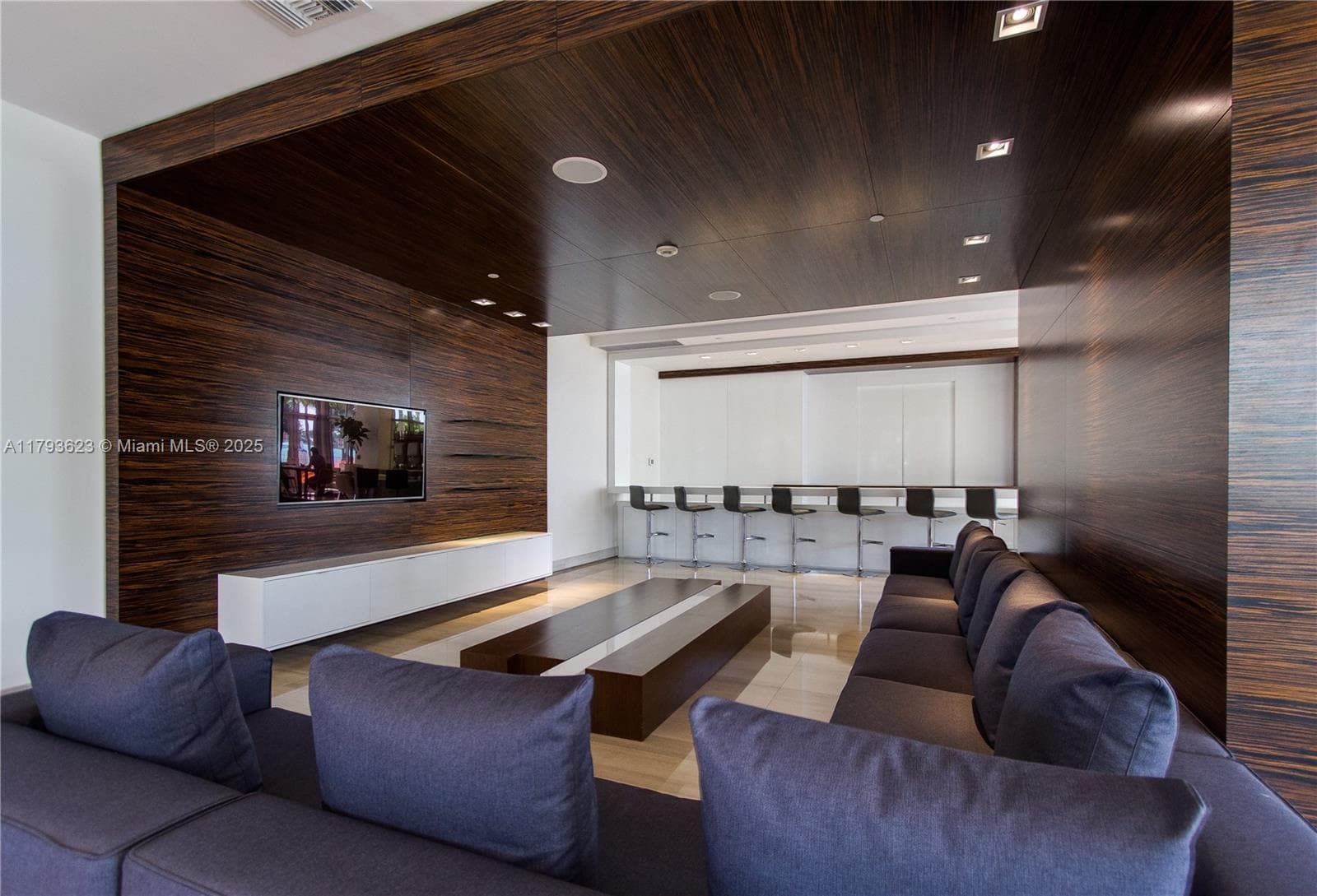 1330 West Ave # 1013, Miami Beach FL 33139 — 31