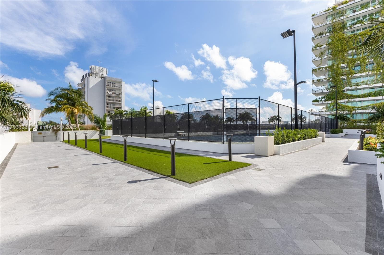 1330 West Ave # 1013, Miami Beach FL 33139 — 25