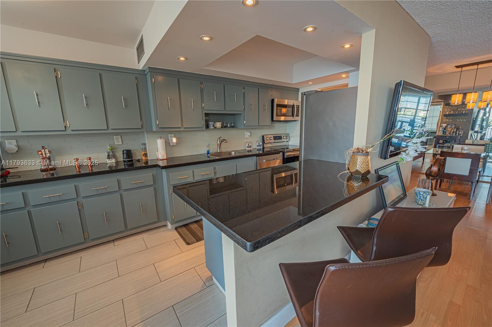 301 174th St # 401, Sunny Isles Beach FL 33160 — 16