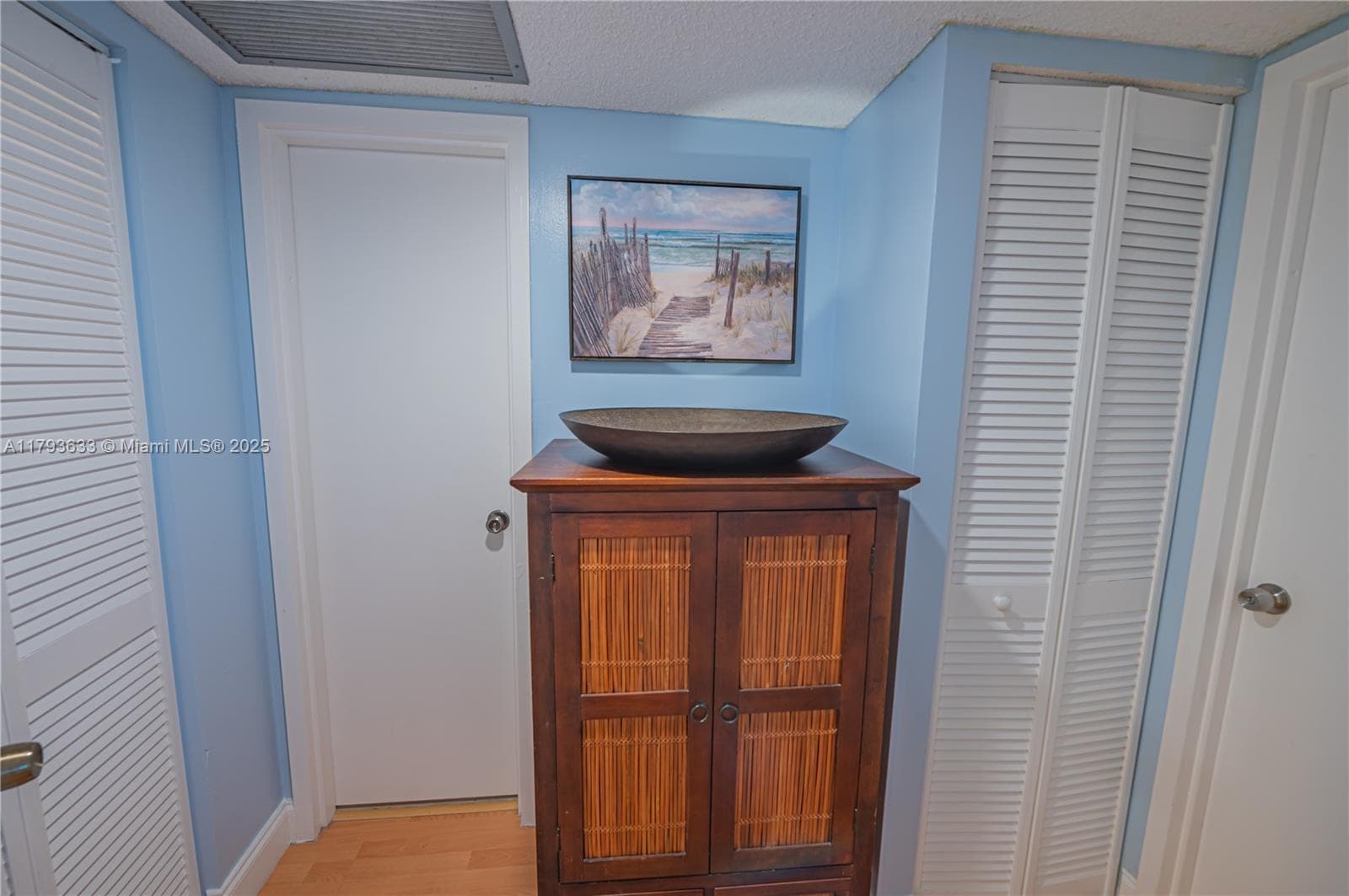 301 174th St # 401, Sunny Isles Beach FL 33160 — 18