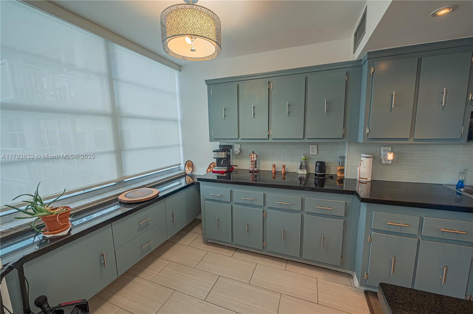 301 174th St # 401, Sunny Isles Beach FL 33160 — 15