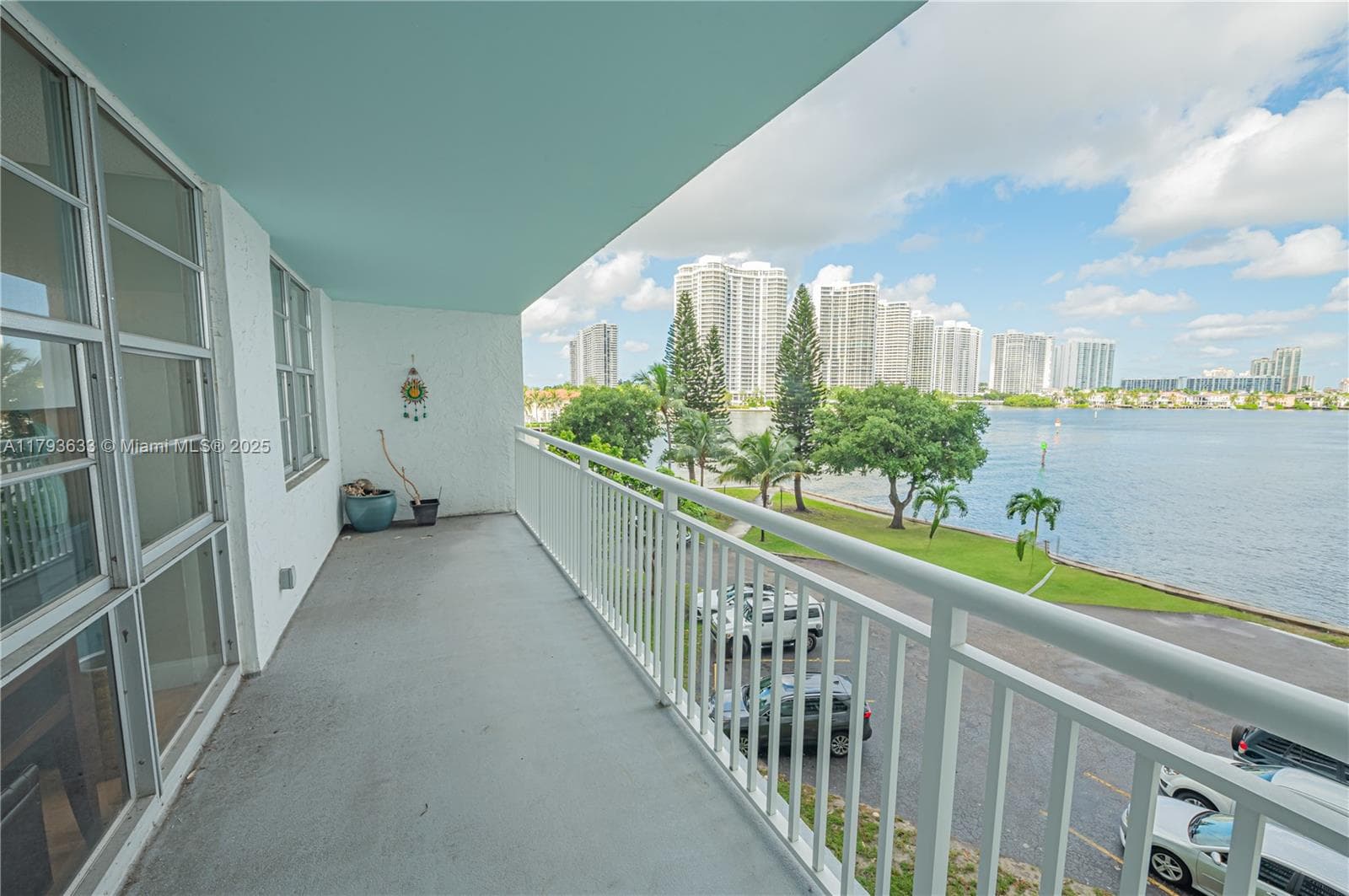 301 174th St # 401, Sunny Isles Beach FL 33160 — 31