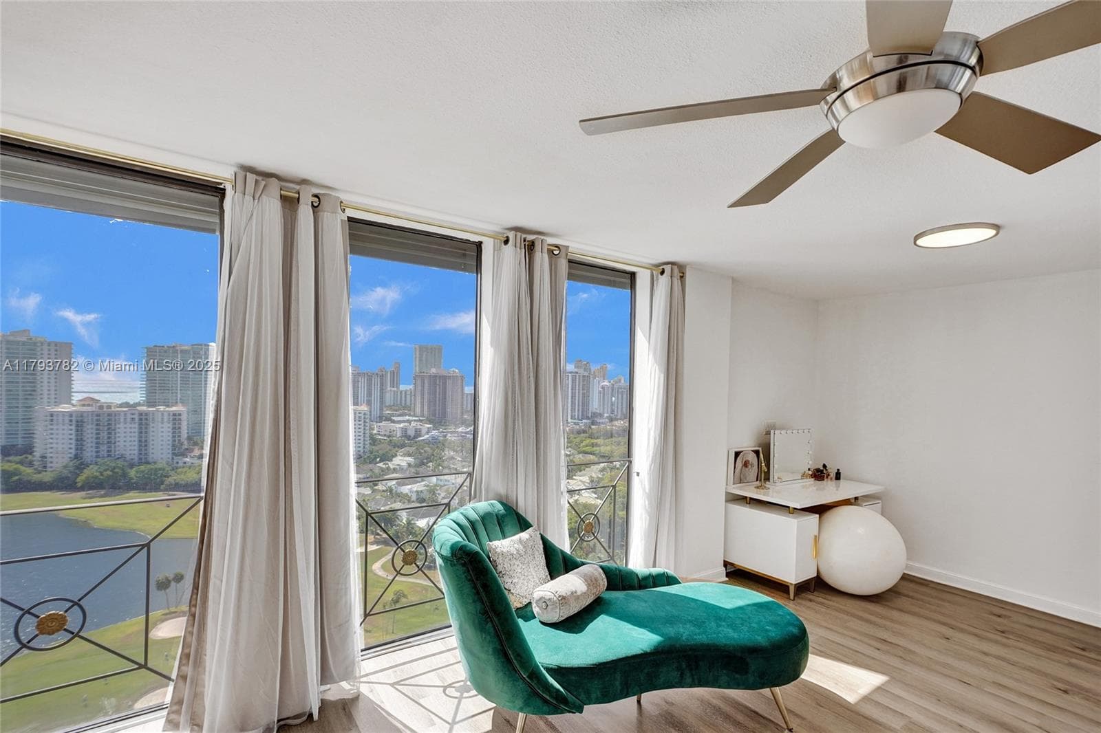 20355 NE 34th Ct # 2725, Aventura FL 33180 — 32