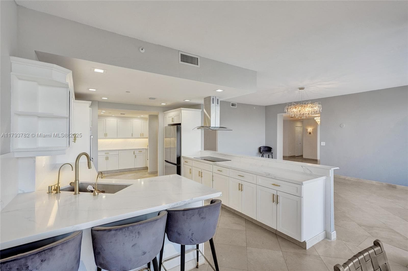 20355 NE 34th Ct # 2725, Aventura FL 33180 — 10