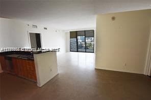 325 S Biscayne Blvd # 3822, Miami FL 33131 — 7