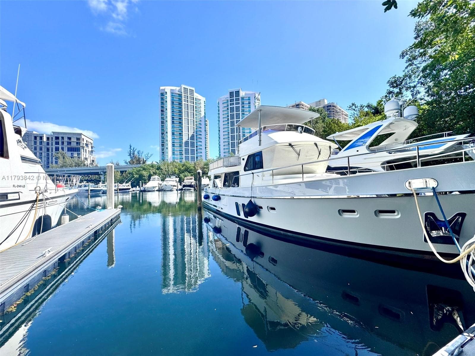3575 Mystic Pointe Dr. Slip 99, Aventura FL 33180 — 3