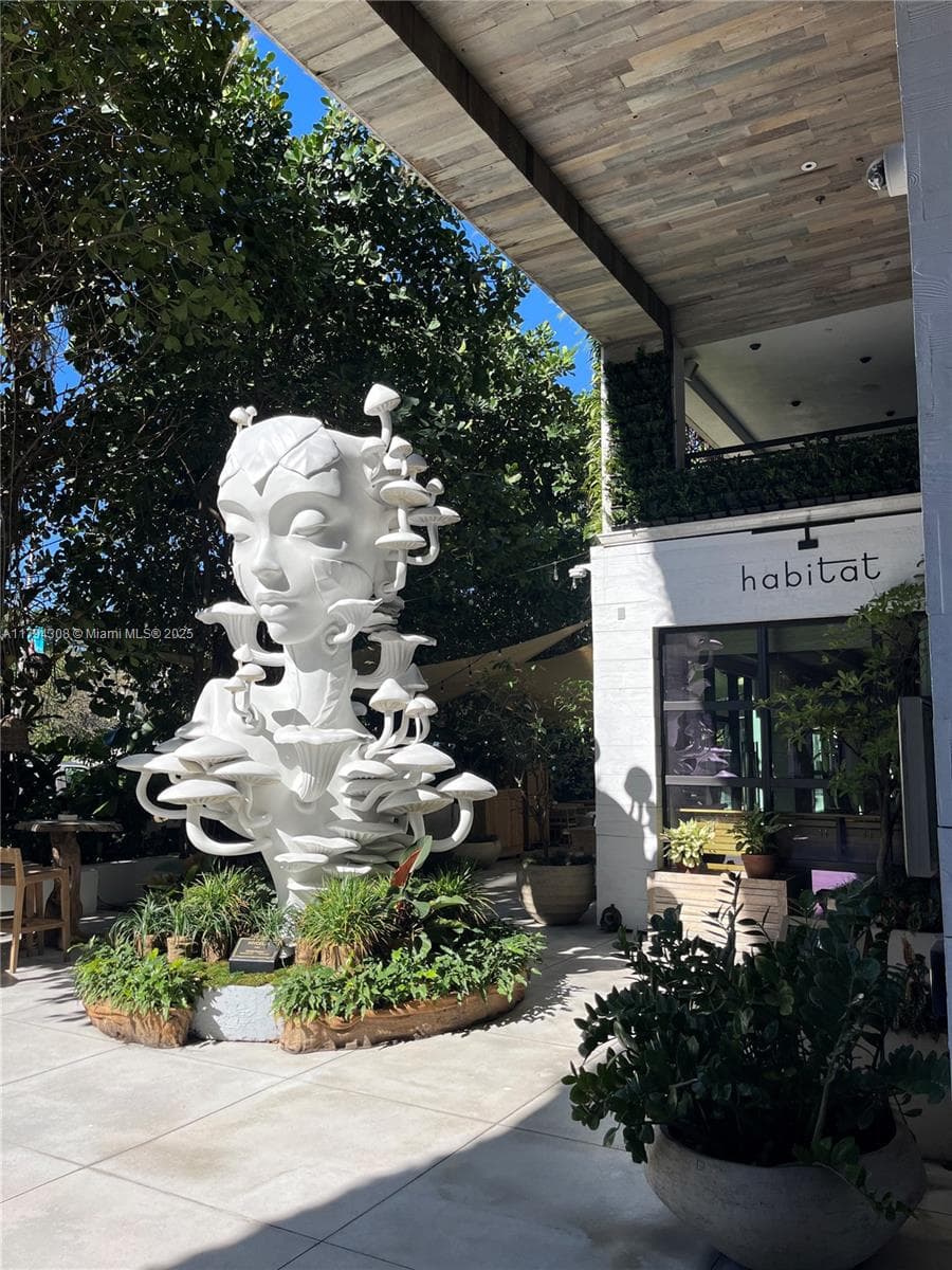 2301 Collins Ave # 326, Miami Beach FL 33139 — 52