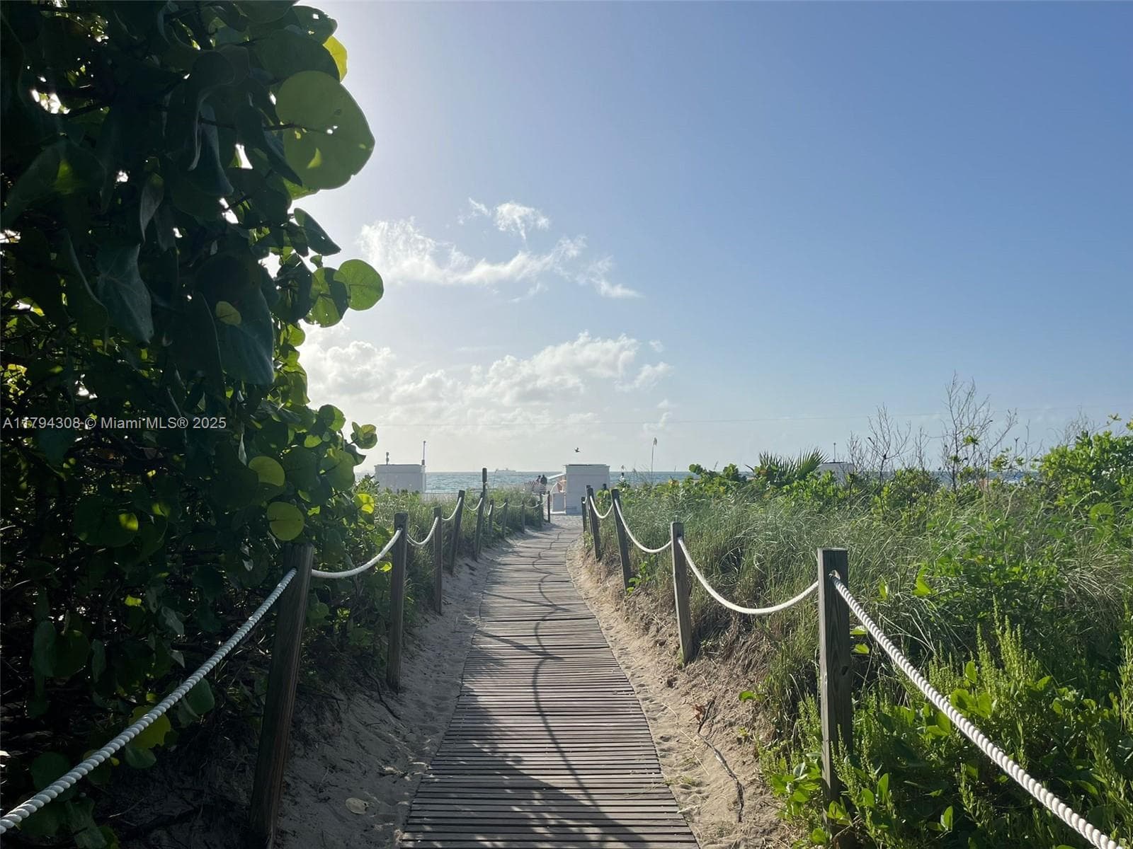 2301 Collins Ave # 326, Miami Beach FL 33139 — 26