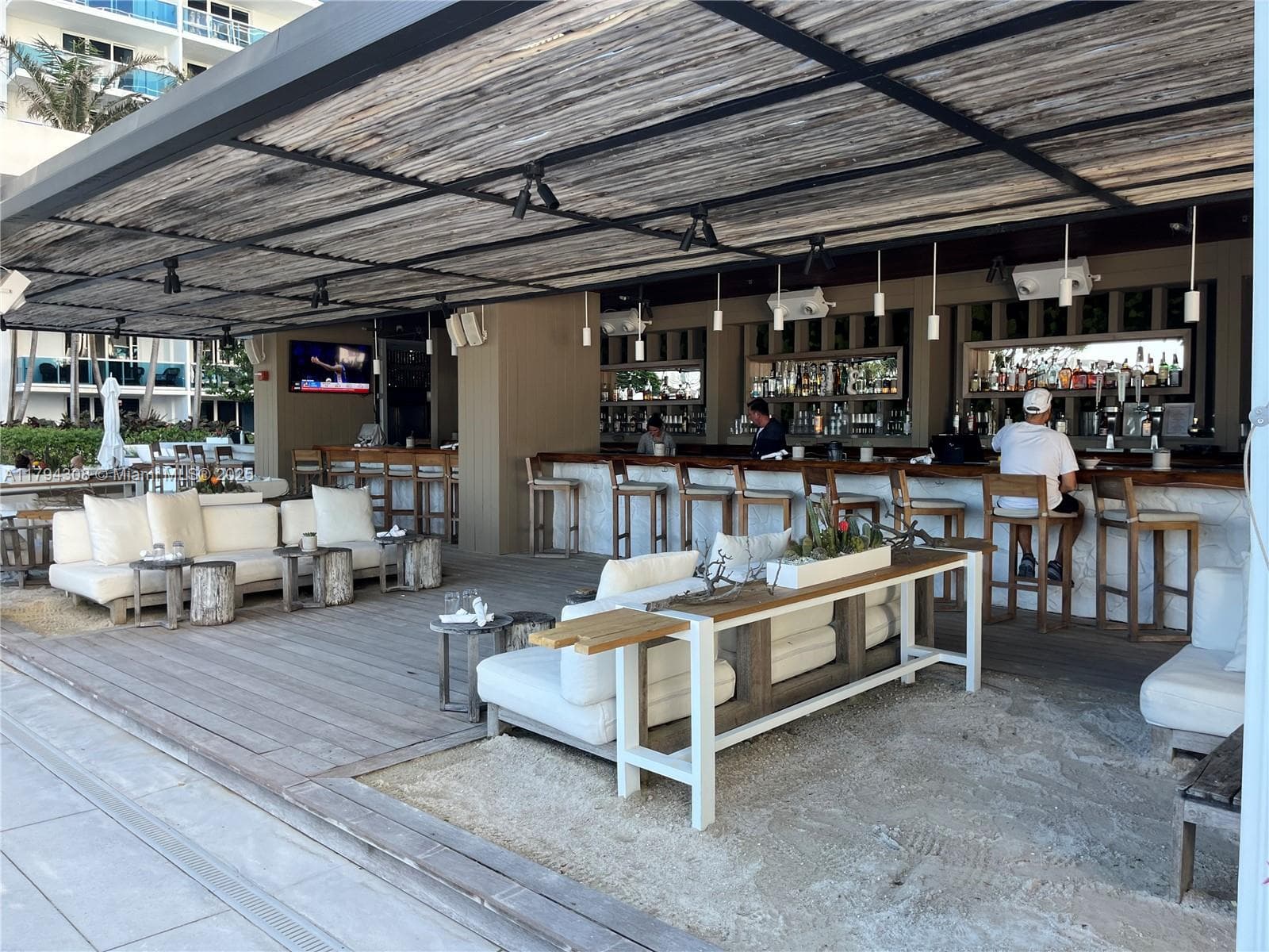 2301 Collins Ave # 326, Miami Beach FL 33139 — 39